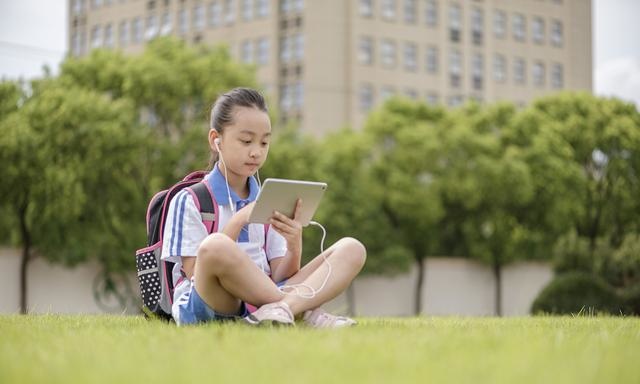 明星家孩子为何取名如此随便，“小糯米、小海绵”实则存在深意