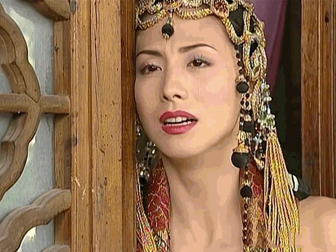 第一位那是真的好看啊,她就是聂人王的妻子盈颜,人家可是武林第一美女